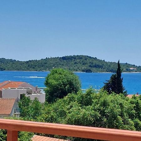 Sea Side Apartments Vodice Bagian luar foto