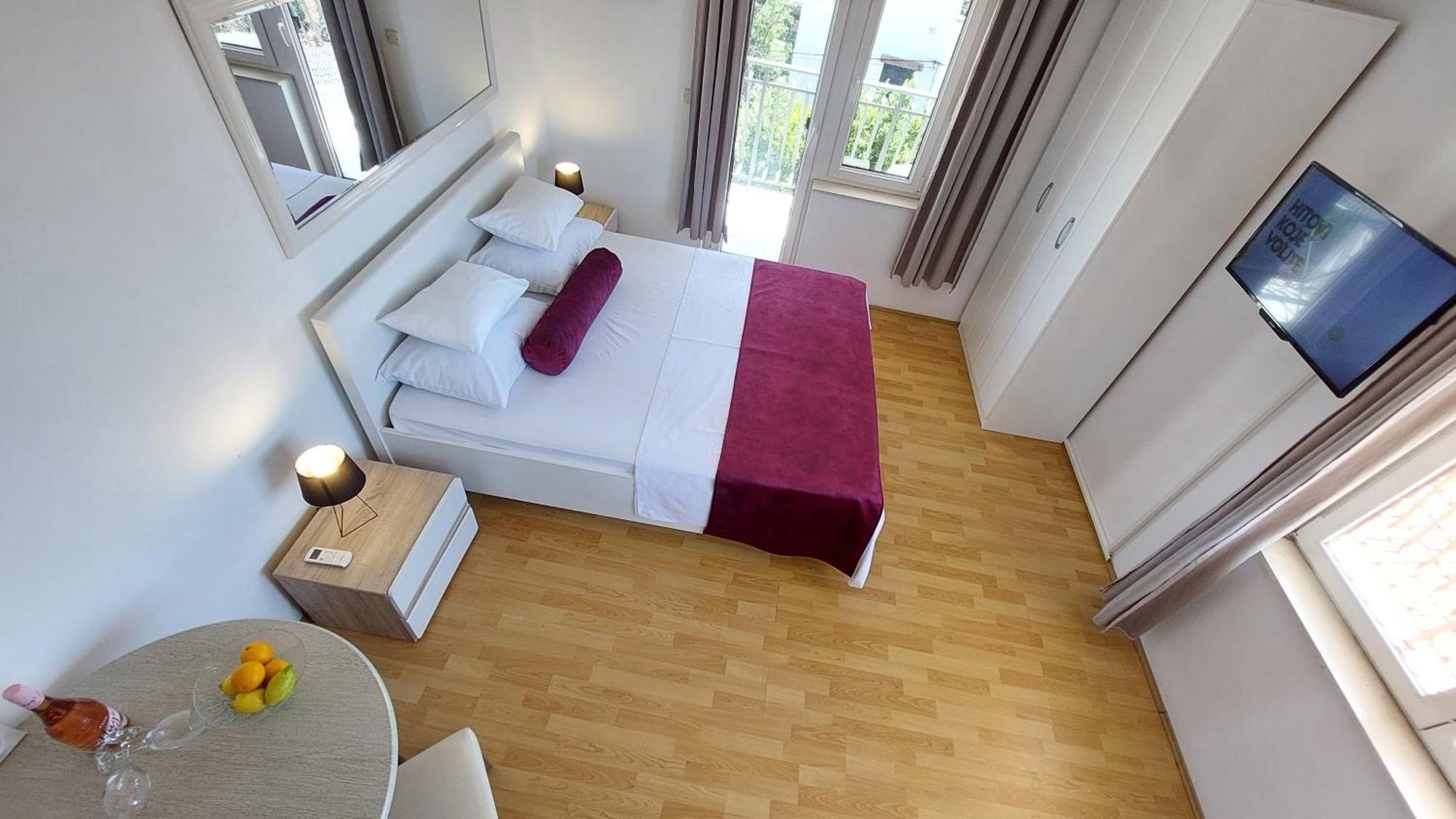 Sea Side Apartments Vodice Bagian luar foto